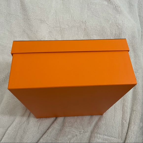 Authentic Hermès Empty Box - Picture 6 of 9